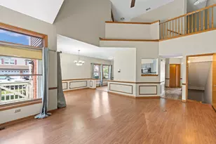 10930 Jodan Dr, Oak Lawn, IL 60453 - Photo 6