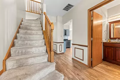 10930 Jodan Drive, Oak Lawn, IL 60453 - Photo 4