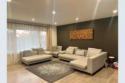 8723 Trumbull Avenue #1, Skokie, IL 60076 - Photo 2
