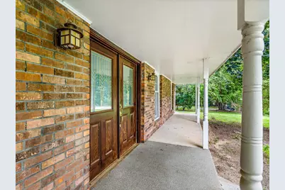 1718 Jacoby Place, Rockford, IL 61107 - Photo 6