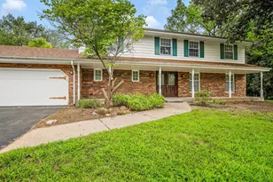 1718 Jacoby Pl, Rockford, IL 61107 - Photo 2