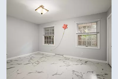 1718 Jacoby Place, Rockford, IL 61107 - Photo 32