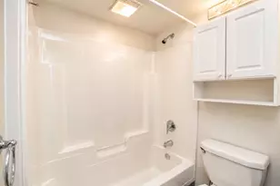 1305 1st St, Northbrook, IL 60062 - Photo 32