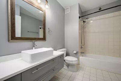 501 N Clinton Street #606, Chicago, IL 60654 - Photo 16