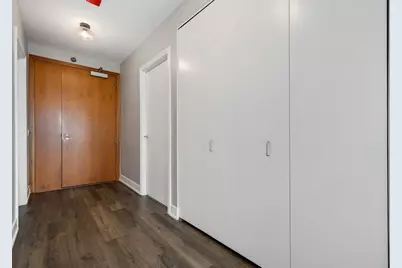 501 N Clinton Street #606, Chicago, IL 60654 - Photo 2