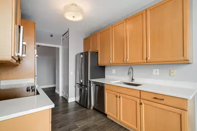 501 N Clinton Street #606, Chicago, IL 60654 - Photo 8