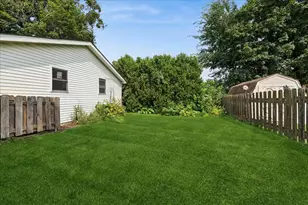 10808 N Woodstock St, Huntley, IL 60142 - Photo 22