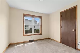 10808 N Woodstock St, Huntley, IL 60142 - Photo 10