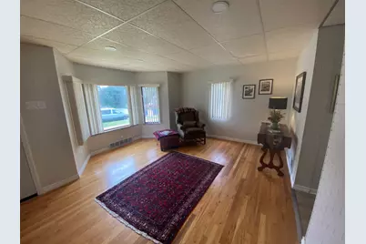 2734 W 98th Place, Evergreen Park, IL 60805 - Photo 2