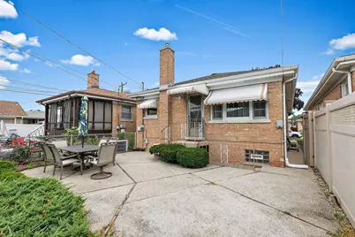 7539 W Strong Street, Harwood Heights, IL 60706 - Photo 30