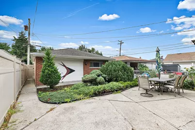7539 W Strong Street, Harwood Heights, IL 60706 - Photo 28