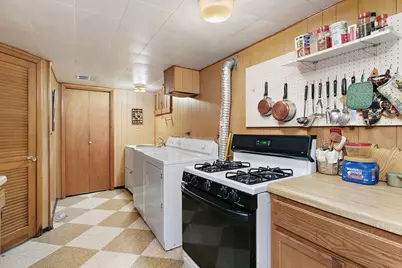 7539 W Strong Street, Harwood Heights, IL 60706 - Photo 26