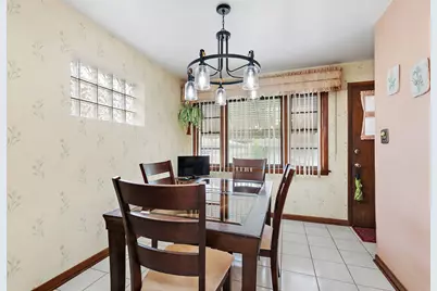 7539 W Strong Street, Harwood Heights, IL 60706 - Photo 14