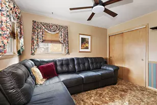 7539 W Strong St, Harwood Heights, IL 60706 - Photo 12