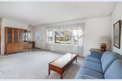 339 N Hale Street, Palatine, IL 60067 - Photo 2
