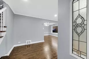 8616 S Winchester Ave, Chicago, IL 60620 - Photo 8