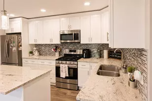840 Inverrary Ln, Deerfield, IL 60015 - Photo 10