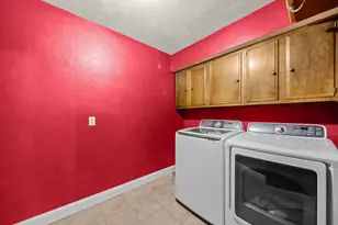 6379 Hallen Ave, Belvidere, IL 61008 - Photo 12