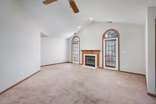 1272 Tennyson Ln, Naperville, IL 60540 - Photo 12