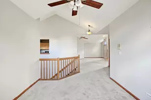 1272 Tennyson Ln, Naperville, IL 60540 - Photo 10