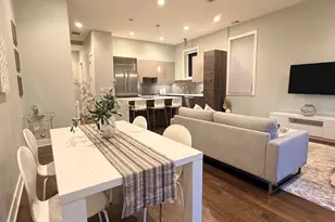 1224 W Ohio St, Chicago, IL 60642 - Photo 10
