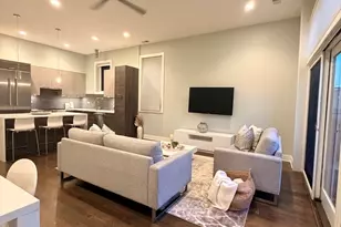 1224 W Ohio St, Chicago, IL 60642 - Photo 12