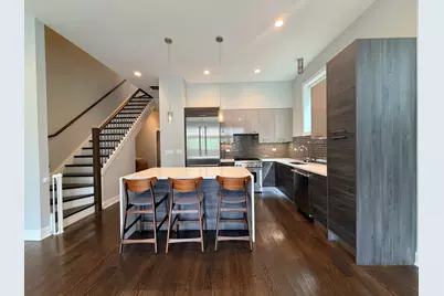 1224 W Ohio Street #3E, Chicago, IL 60642 - Photo 2