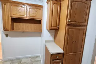 8 Wayne Ct, Park Forest, IL 60466 - Photo 8