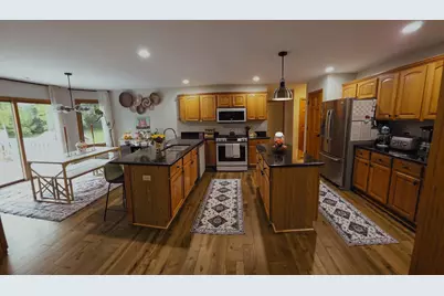 8N055 Secretariat Court, Saint Charles, IL 60175 - Photo 4