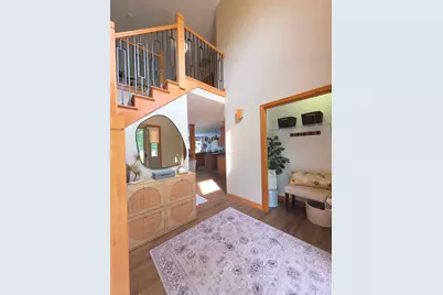 8N055 Secretariat Court, Saint Charles, IL 60175 - Photo 2