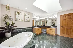 8N055 Secretariat Ct, Saint Charles, IL 60175 - Photo 32