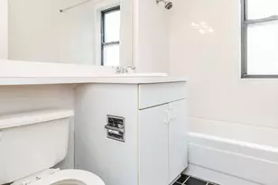 725 W Sheridan Rd, Chicago, IL 60613 - Photo 22