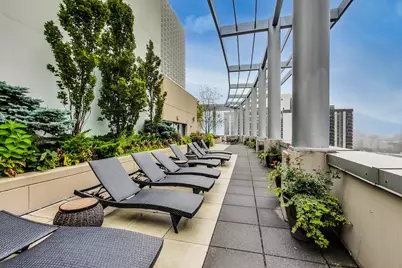 201 N Westshore Drive #407, Chicago, IL 60601 - Photo 38