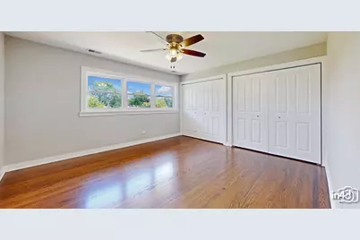 124 E Monterey Avenue, Schaumburg, IL 60193 - Photo 16
