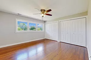 124 E Monterey Ave, Schaumburg, IL 60193 - Photo 16