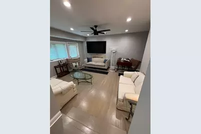 130 Birchwood Road, Northbrook, IL 60062 - Photo 10
