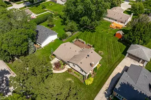1017 N Timberlea Dr, Palatine, IL 60067 - Photo 34