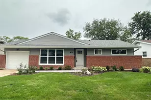 38 Evergreen St, Elk Grove Village, IL 60007 - Photo 1