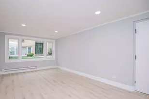 6634 W 95th St, Oak Lawn, IL 60453 - Photo 10