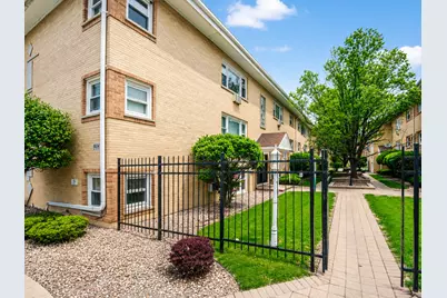 6634 W 95th Street #1D, Oak Lawn, IL 60453 - Photo 2