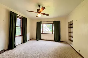 607 W 7th St, Sterling, IL 61081 - Photo 6