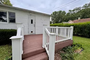 607 W 7th St, Sterling, IL 61081 - Photo 10