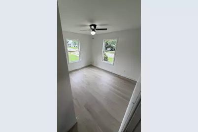 300 W Alabama Avenue, Casey, IL 62420 - Photo 14