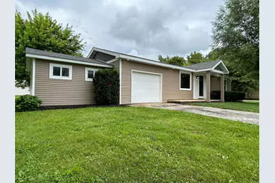 300 W Alabama Avenue, Casey, IL 62420 - Photo 2