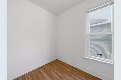 10560 S Edbrooke Avenue, Chicago, IL 60628 - Photo 10