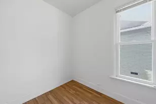 10560 S Edbrooke Ave, Chicago, IL 60628 - Photo 10