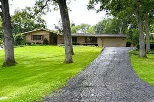 3915 N Tamarack Trail, Crystal Lake, IL 60012 - Photo 1