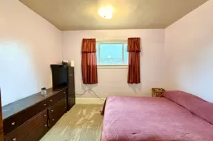319 Oak St, Elgin, IL 60123 - Photo 18