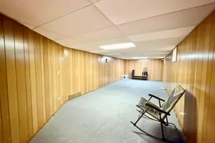 319 Oak St, Elgin, IL 60123 - Photo 22