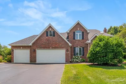 338 Emily Court, Yorkville, IL 60560 - Photo 2